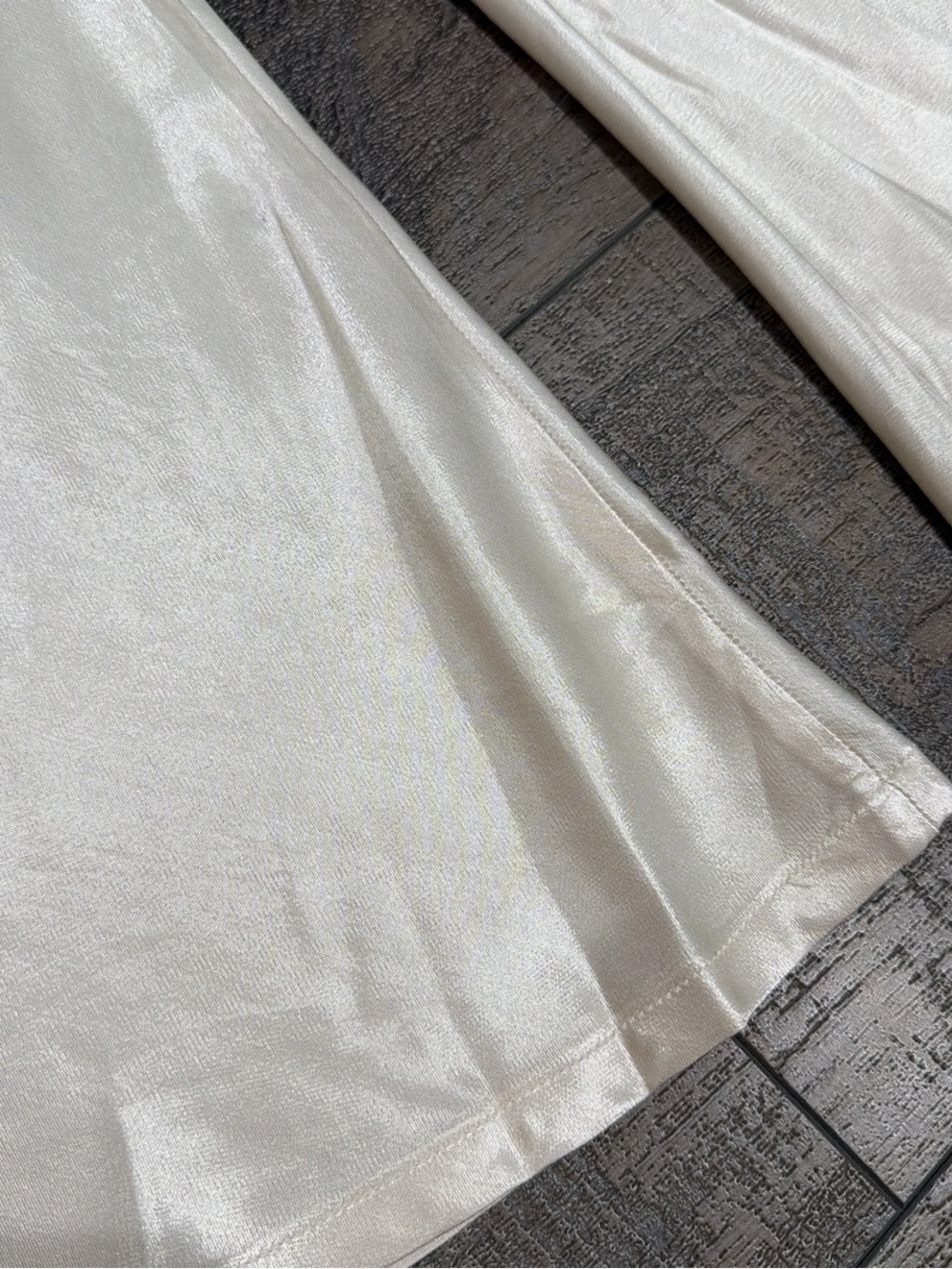 Enza Costa satin bias pants in antique white - Picture 7 of 8